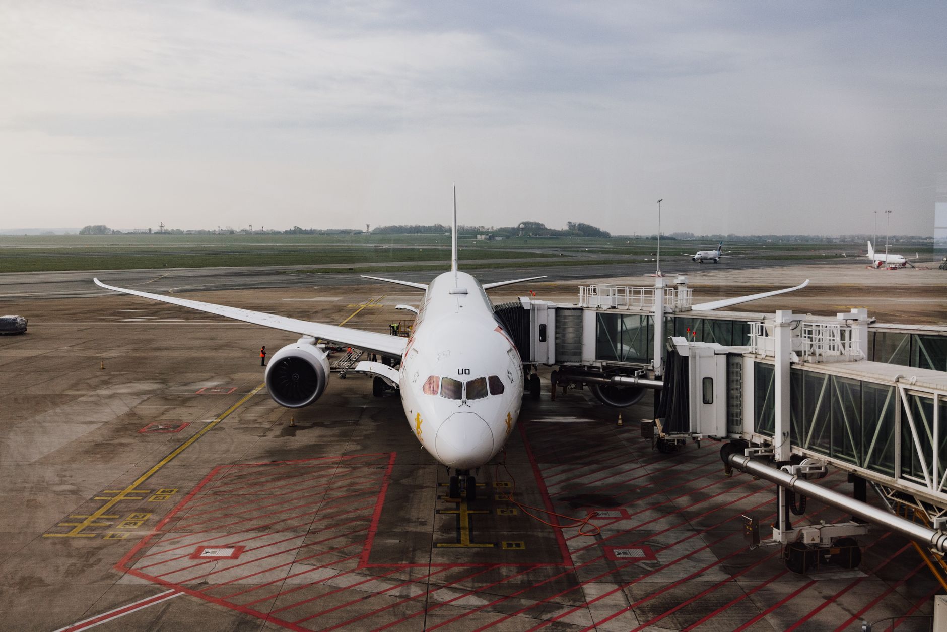 The Second City Rule: Why Flying Into the Wrong Airport Saves You More Than Any Discount Code